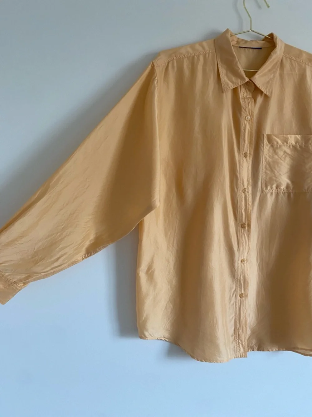 Vintage • Fluid Silk Shirt • 100% Silk • Fits L–XL - Picture 4 of 6